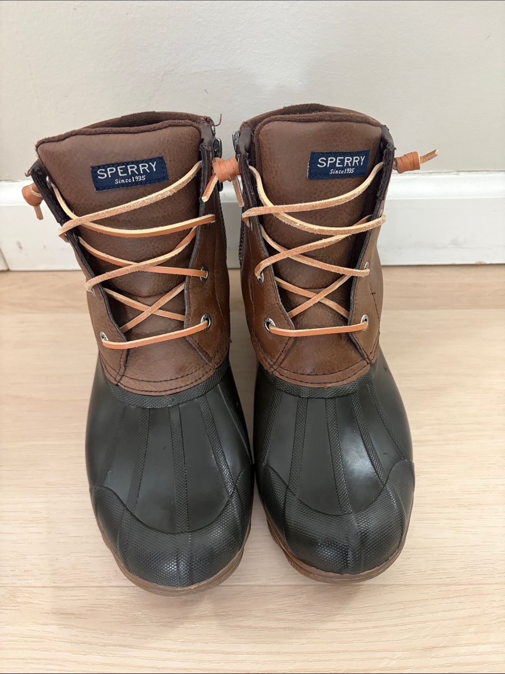 Sperry duck boots size 7